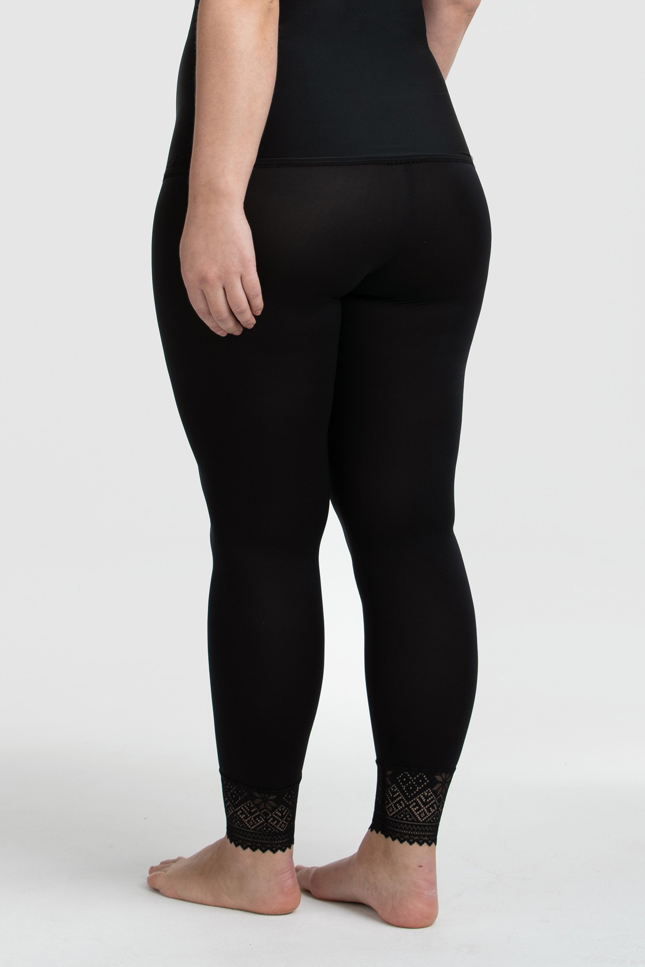 Cool Sensation lace leggings - The material's moisture-wicking