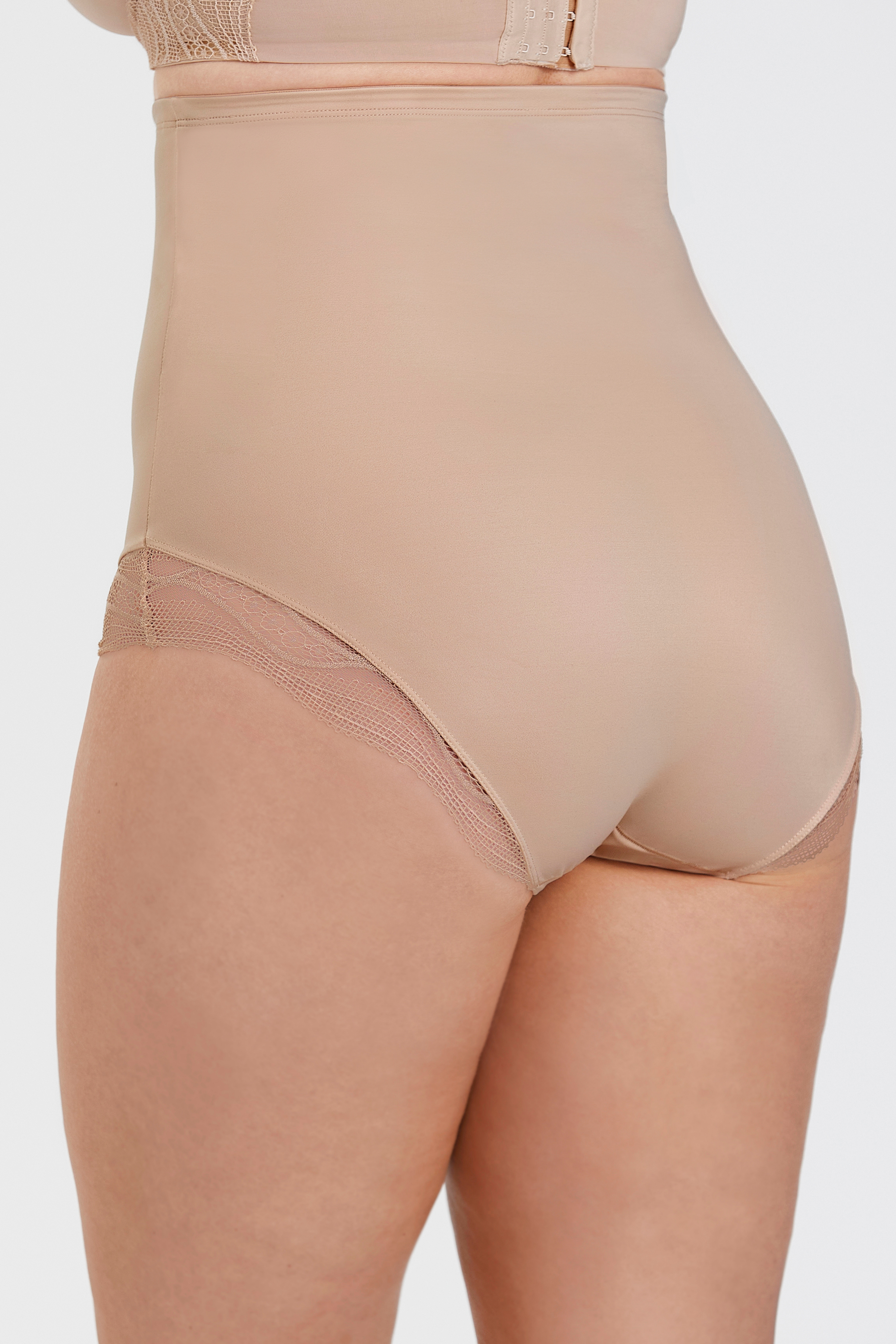 骨盤Smart Girdle Smart Shape - Extra-high panty girdle in soft, elastic material
