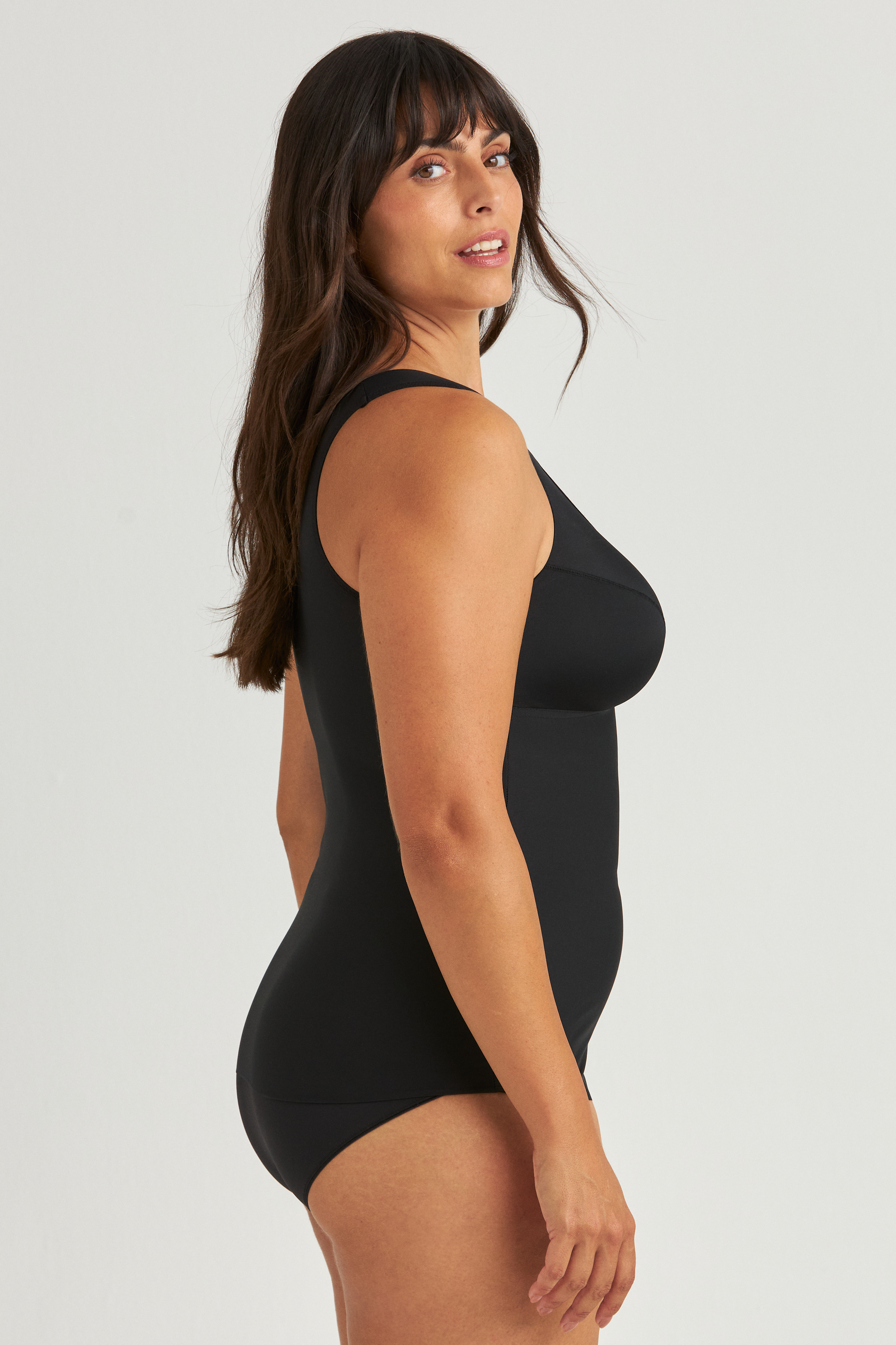 Cool Sensation v-shape camisole | Cooling WinCool material | Miss Mary