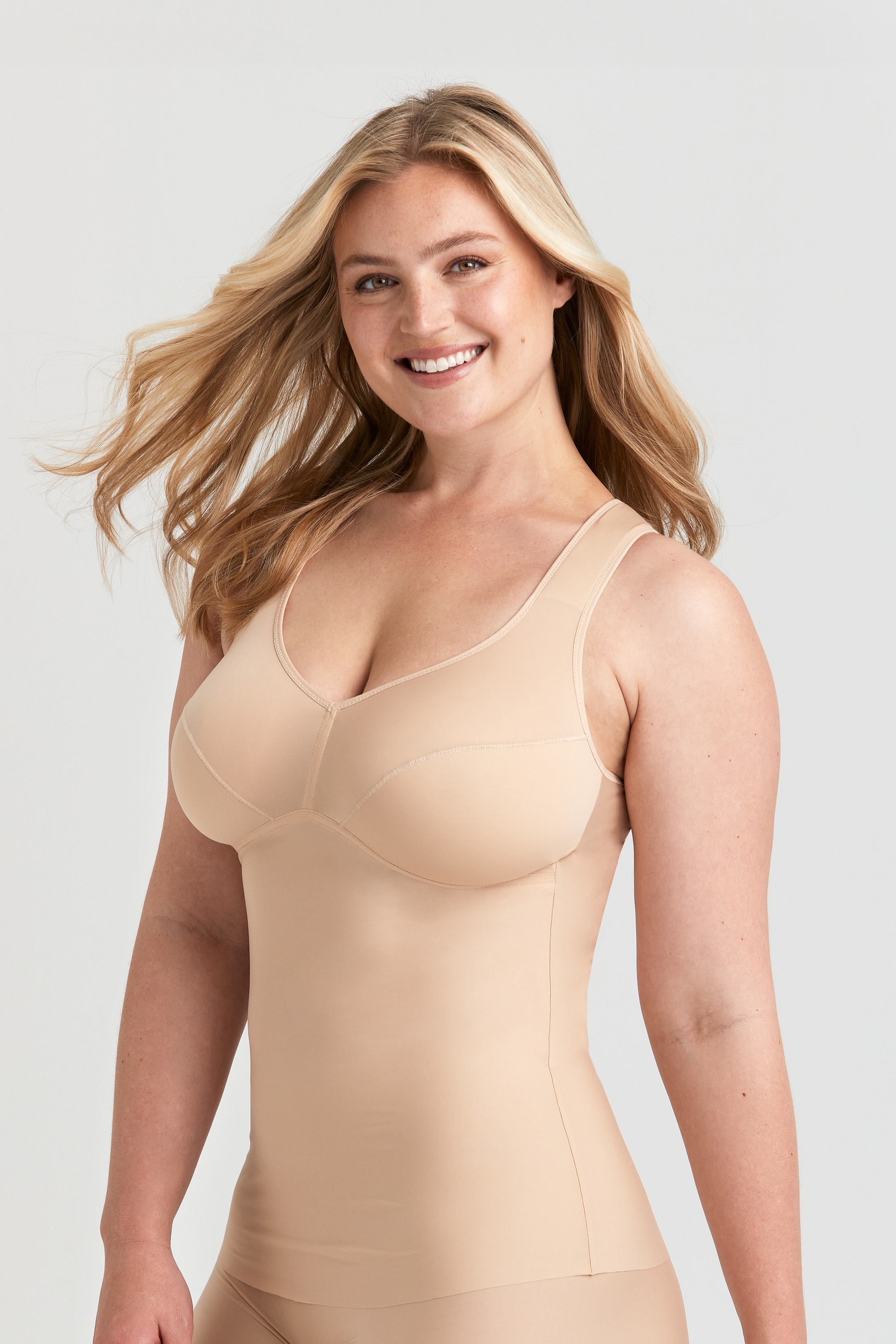 Cool Sensation v-shape camisole | Cooling WinCool material | Miss Mary