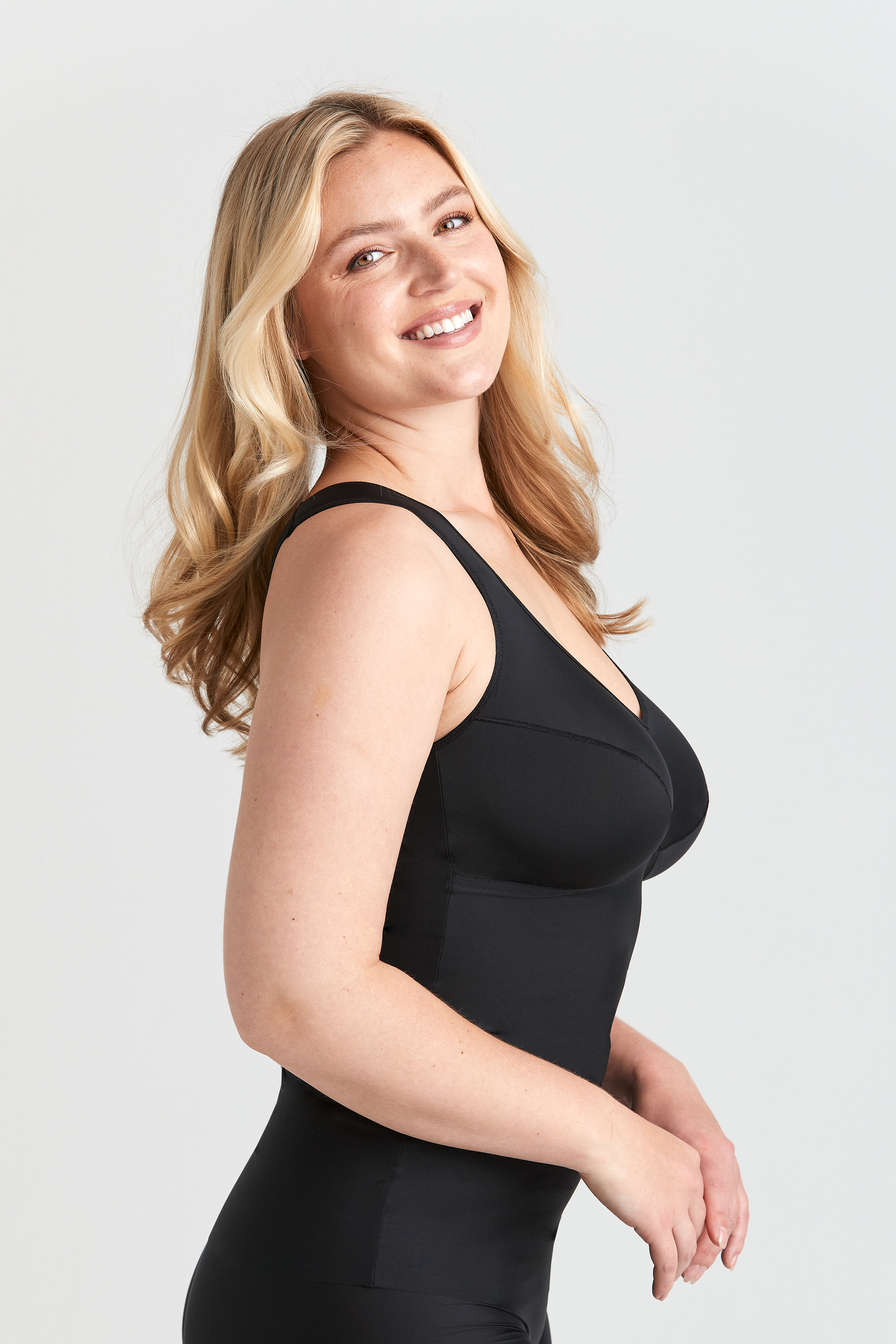 Cool Sensation v-shape Camisole